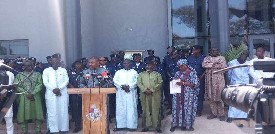 Talib-Bensouda-on-Barrow-visit