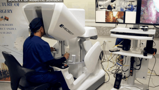 Long-Distance-Robotic-Surgery