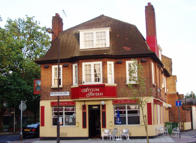 UK-Asylum-Seeker-Hotel-Housing